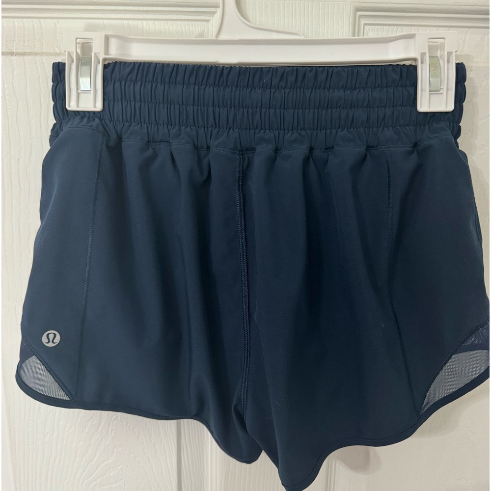 Lululemon hotty hot high rise navy blue shorts. Size 4. Inseam 2.5